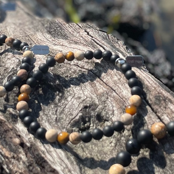 Infuse the lava stone/ Onyx, Brown Jasper, Tigers Eye - Picture 3 of 4